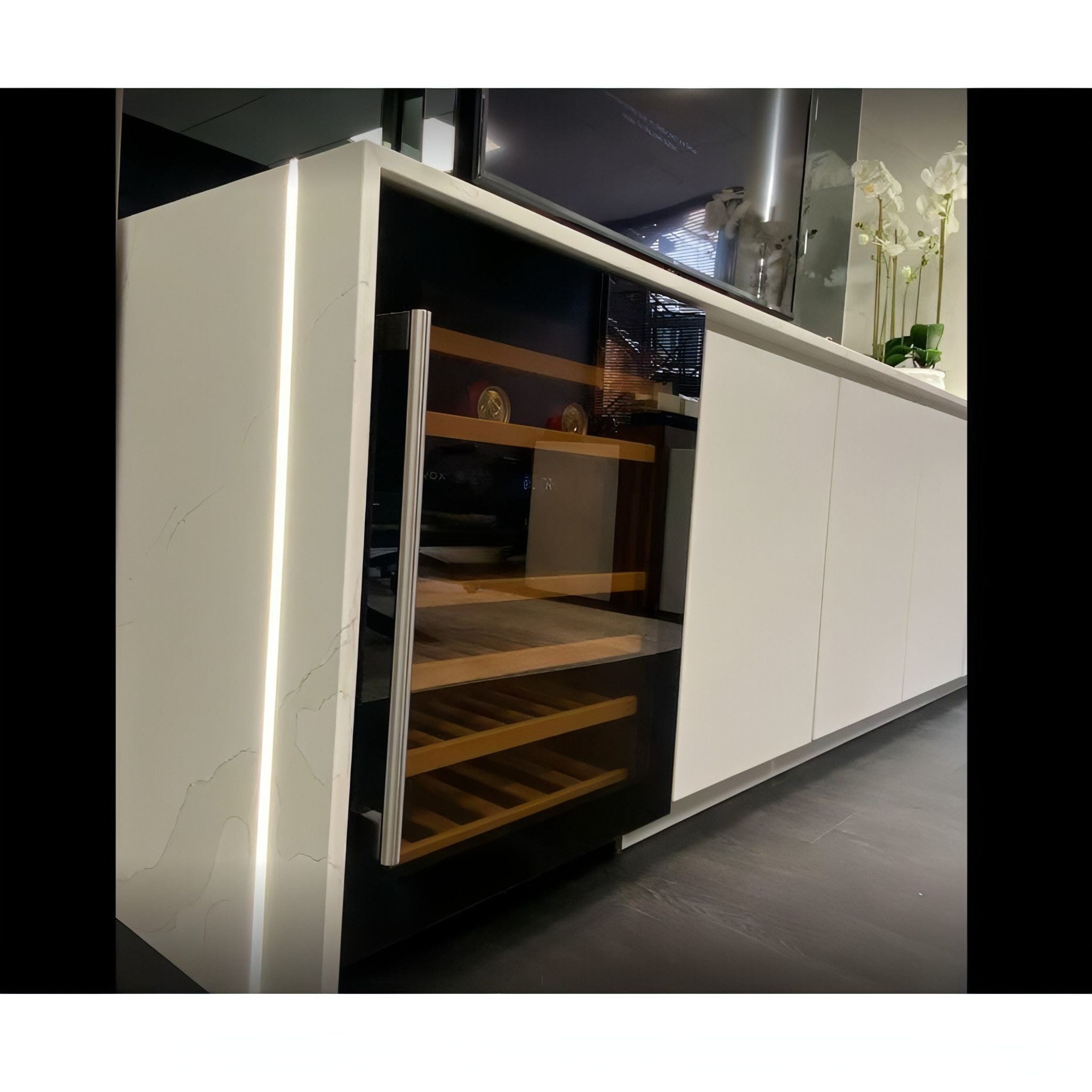 Dunavox FLOW-46D - 600mm Dual Zone - 46 Bottle - Built In Undercounter Wine Fridge - DAUF-46.145DB