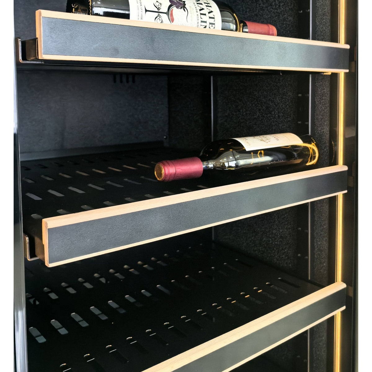 Viñaro WineVault 135 - Dual Zone - Freestanding Wine Storage Cabinet - 135 Bottles