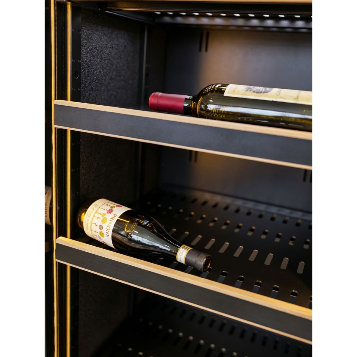 Viñaro WineVault 135 - Dual Zone - Freestanding Wine Storage Cabinet - 135 Bottles